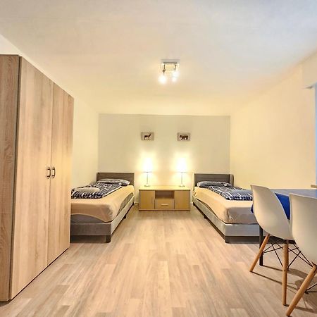 Apartmán Wohnreich Blaustein Mitte -2A- 3Er Wg Exteriér fotografie